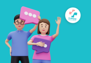 Deux jeunes adultes, une femme et un homme, tiennent des bulles de texte dans leurs mains.